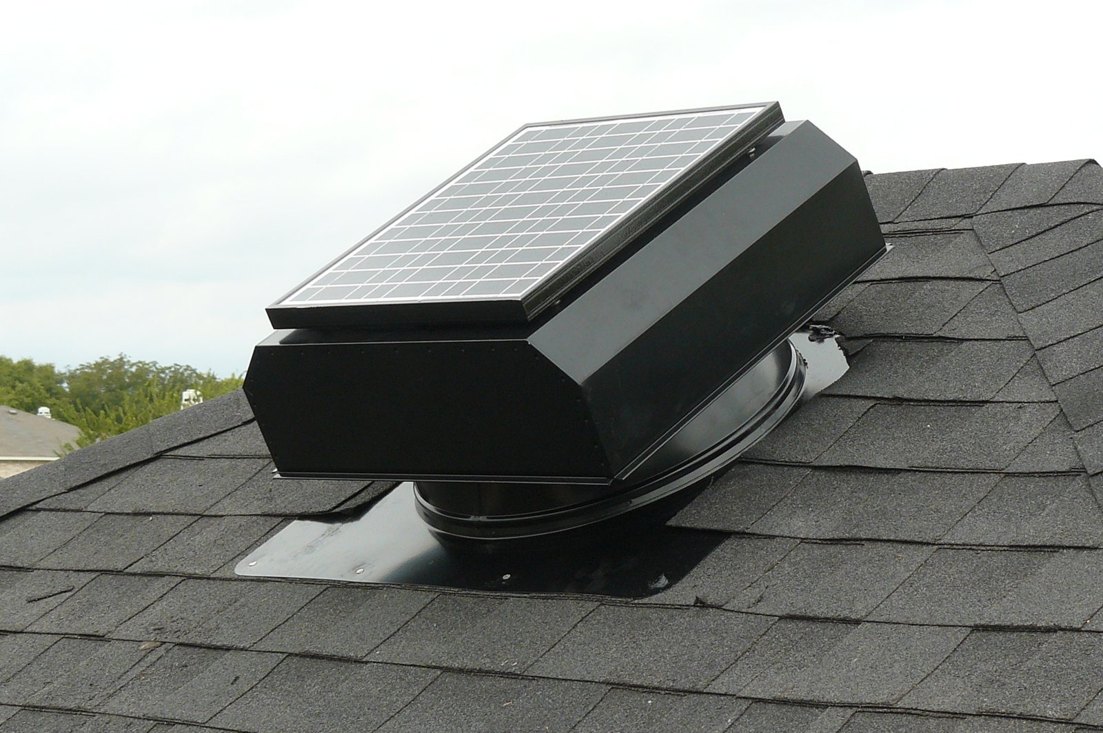 solar-attic-fan-dealer-leander-tx